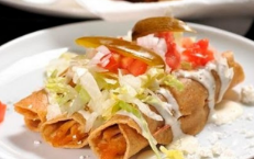 Recetas de Tacos fritos crujientes al estilo hondureño
